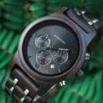 Reloj de cuarzo de madera para hombre, estilo vintage
